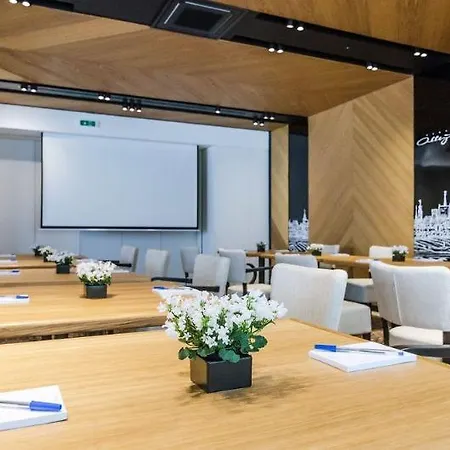 Business Alley Hotel