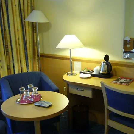 Business Alley 4*