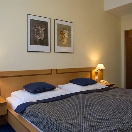 Business Alley Hotel 4*